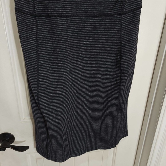 Duluth Trading Co Womens Dress Black Gray Striped Stretch Active Travel Size M - Picture 8 of 8